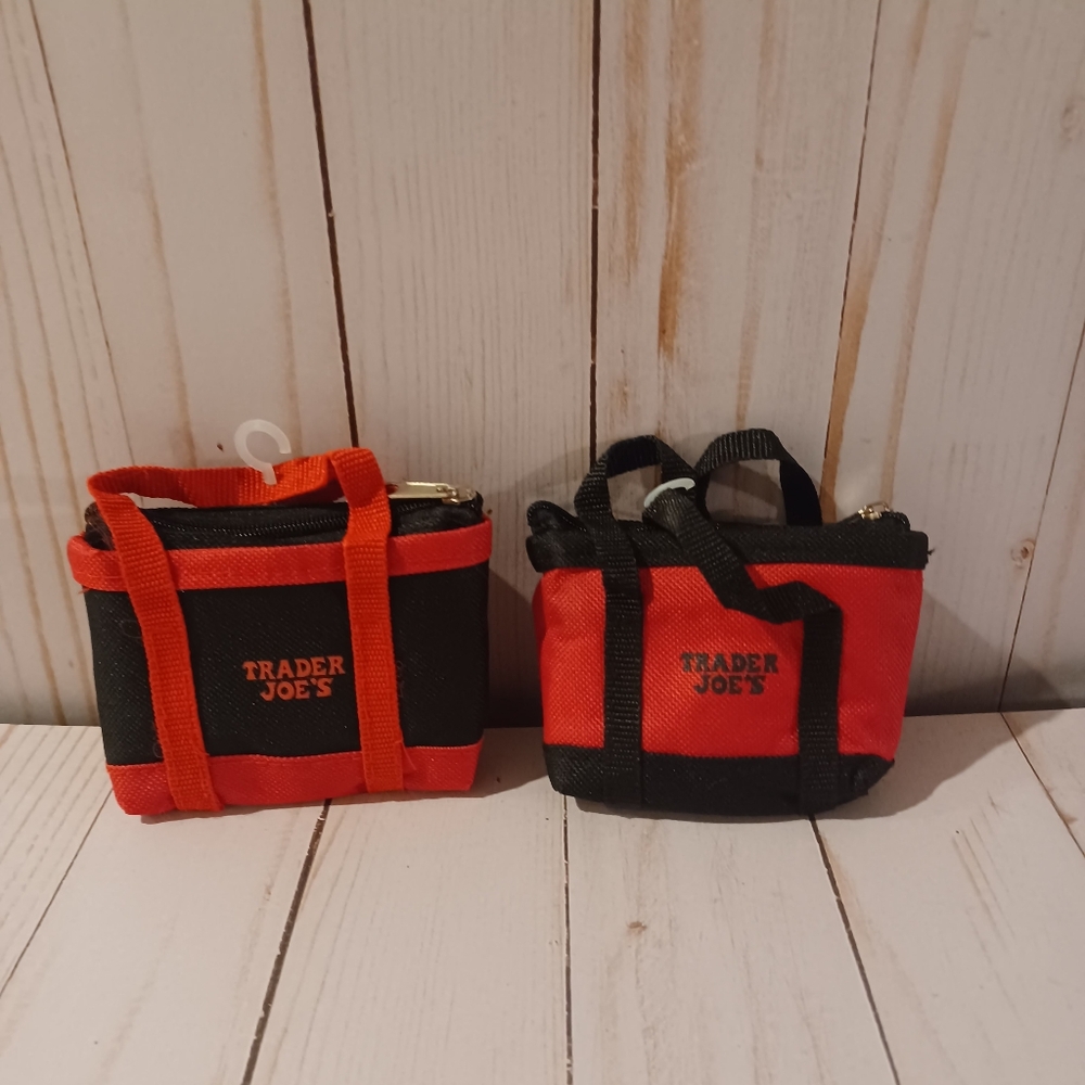 Trader Joe's Lot 2 Pack Red & Black Micro Totes with grocery bag